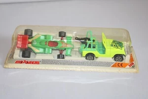 MAJORETTE série 300 Jeep 4x4 + formule 1 vert réf 318, sous blister - Imagen 1 de 6