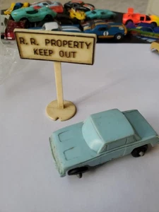 Vintage Marx Lionel O Scale Eisenbahnschild RR Eigentum Keep Out und Prop Car - Bild 1 von 1