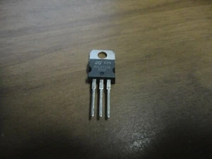 ZENITH TRANSISTOR 121-1168 USED IN VARIOUS TV MODELS - Picture 1 of 1