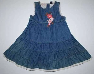 Nuevo con etiquetas Nuevo Vestido Pretty Baby Gap Azul Denim Flores en Niveles 2T - Imagen 1 de 1