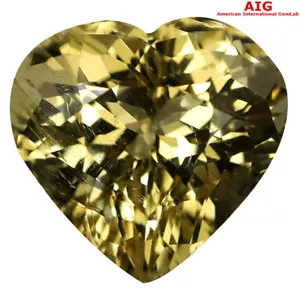 Preciosa turmalina verde sin calefacción corazón (14 x 13 mm) con certificación AIG de 8,82 quilates - Imagen 1 de 3