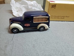 1st GEAR 1939 1999 CHEVY PANEL WIX FILTERS 60TH ANNIVERSARY TRUCK BANK - Picture 1 of 9