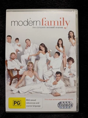Modern Family 2nd Season Complete Series 2 -  4 DISC SET DVD - R4 - image 1 of 2