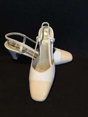 BOMBA DELMAN CAPTOE DOS TONOS HONDA TALLA 6.5 AA ESTRECHA-BLANCA/TOSTADA Foto 1 de 4