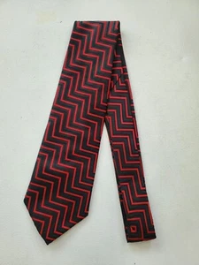Giorgio Armani 100% Silk Herringbone Men's tie 4" x 60". Made In Italy.  - Picture 1 of 5