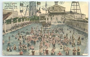Postal Multitud de bañistas en piscina gigante Steeplchase Park Coney Island Nueva York - Imagen 1 de 2