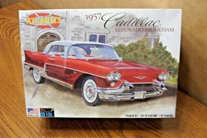 ATLANTIS 1957 CADILLAC ELDORADO BROUGHAM MODELLBAUSATZ IM MASSSTAB 1:25 - Bild 1 von 2