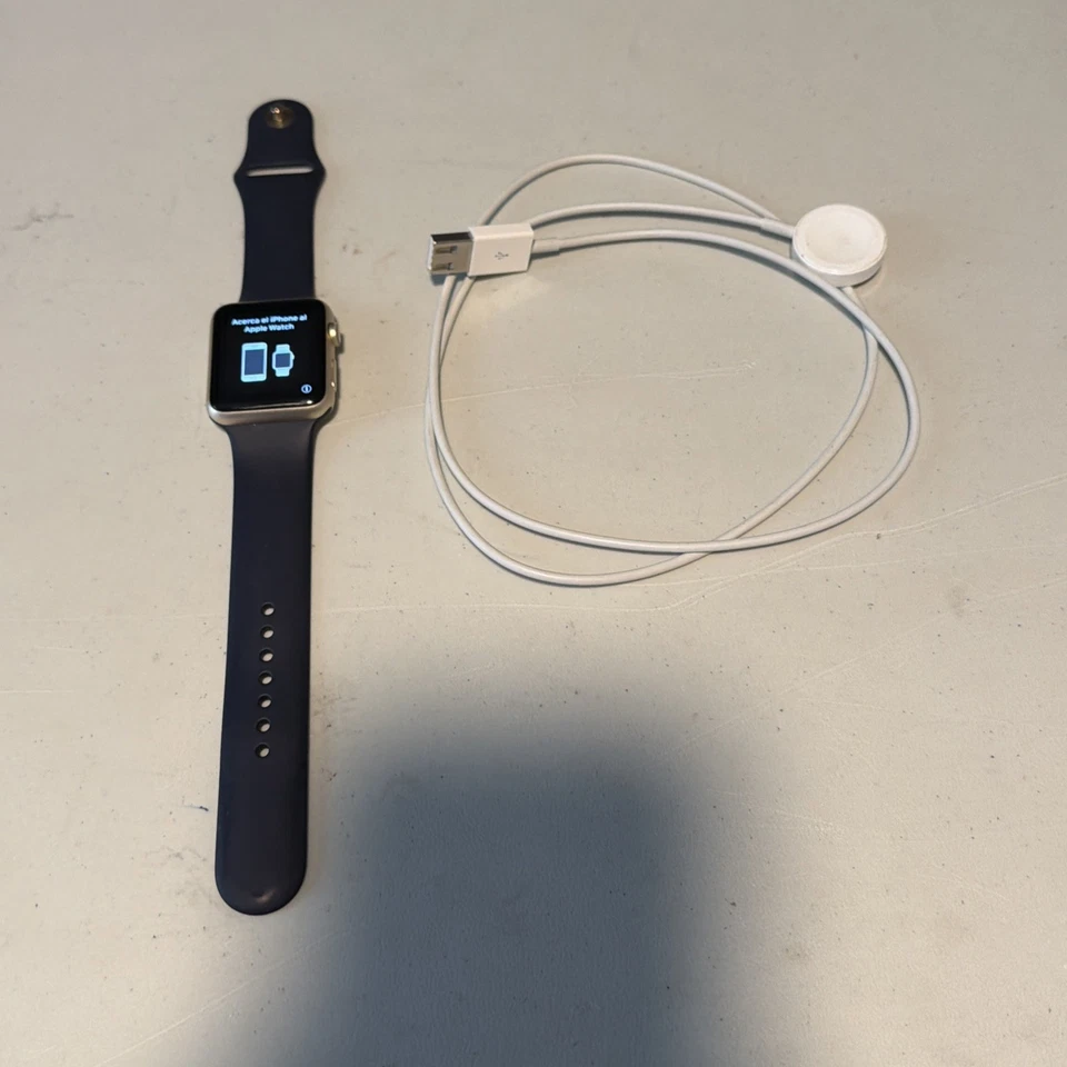 Apple Watch 1st gen 42mm Rose Gold Aluminum 7000 Series - ready to pair! - Image 1 of 4