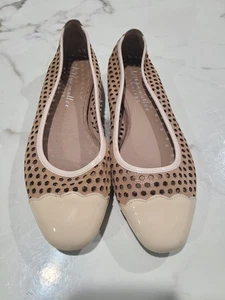 Zapatos planos de ballet perforados Bettye Muller Concept Janae para mujer 6 de cuero - Imagen 1 de 8