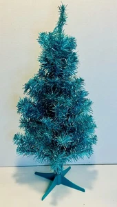Árbol de Navidad Turquesa 2 Pies de Alto con Soporte Decorativo Vacaciones de Temporada - Imagen 1 de 1