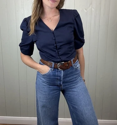 Blusa de algodón vintage talla XS 6 y 8 azul marino con botones delanteros Laura Ashley Foto 1 de 4