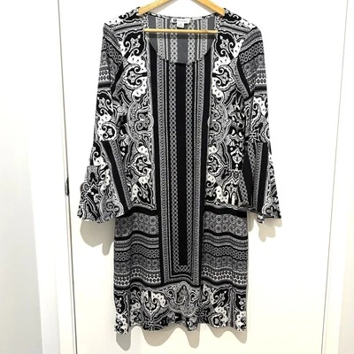 Rockmans Geometric Monochrome Print Dress Flutter Sleeve Ladies Size Medium - image 1 of 4