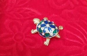 Elegant Turtel Brooch Multicolour with crystals. - Picture 1 of 4