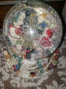 Kirkland Signature Water Snow Globe Polar Bears Revolving Base Works Jingle Bell - Picture 1 of 12