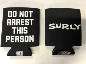 NUEVO Lote de 2 Bicicletas Surly No Arrestes Esta Persona Enfriadores de Latas Koozie Negro - Imagen 1 de 1