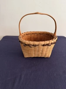 New England Hand Made Woven Artisan Basket Wooden Handle Primitive - Picture 1 of 13