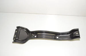 Tesla Model 3 Innenschienenhalterung for Rear Seat 1098704-00-d 1098704-00-C - Picture 1 of 5