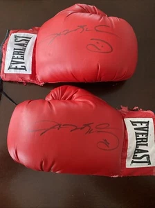 Sugar Ray Leonard Signed Autographed Red Right And Left Hand Boxing - Picture 1 of 8