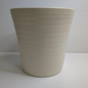 Cream Ceramic Plant Pot Planter - Picture 1 of 5