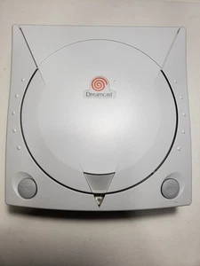 Sega Dreamcast HKT-3020 White CONSOLE ONLY Fully TESTED! WORKS GREAT! - Picture 1 of 6