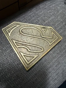 VINTAGE LOWELL SIGMUND BRASS SUPERMAN PAPERWEIGHT 1944 1978 - Picture 1 of 3