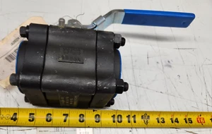 Jamesbury 3014709 2" NPT Ball Valve Series 4000 Threaded Ends Carbon Steel 3 Pc - Picture 1 of 3