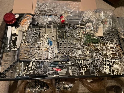 HASEGAWA Airfix Takara Daipro Enorme Kit Modelo Avión de Combate Sin Usar Segunda Guerra Mundial Lote de Piezas Foto 1 de 4