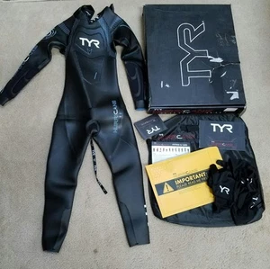 Traje de neopreno TYR Hurricane CAT2 - para mujer negro/azul claro S - pequeño - Imagen 1 de 4