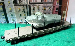 Model Power US Army Flat Car W/MATCHBOX AMPHBIOUS PERSONNEL CARRIER - Picture 1 of 5