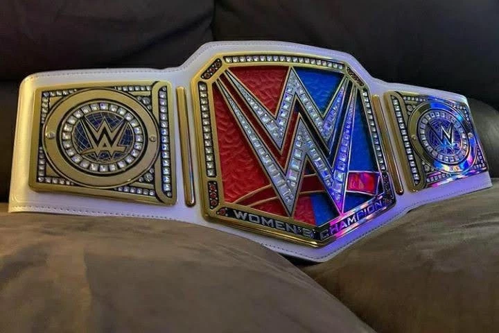 Raw vs Smackdown HeavyWeight Wrestling Women Championship Replica Belt 2mm Or 4m - Image 1 of 1