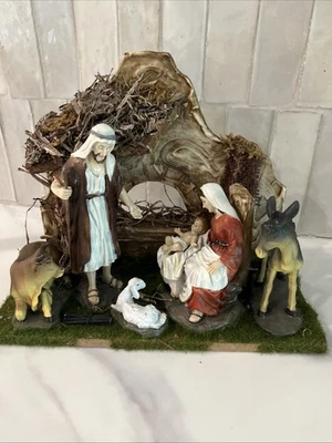 Vintage Wood Hay Nativity Manger Stable Christmas Crèche - Image 1 of 3