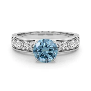 Anillo de oro blanco de 14K intensivos elegantes de corte redondo cultivado en laboratorio IGI de 1,80 quilates con diamantes azules - Imagen 1 de 11