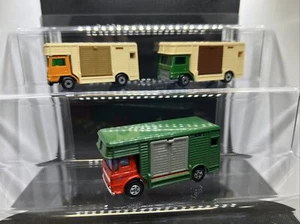 1977 Matchbox Superfast x #40 & #17 Bedford Horse Box Van England w/horses Mint - Picture 1 of 12