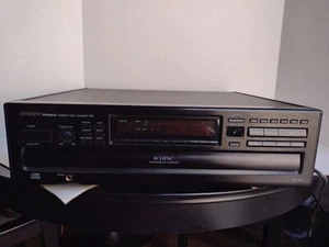 Onkyo DX-C606 CD-Player 6 Disc Wechsler für Ersatzteile funktioniert nicht - Bild 1 von 8