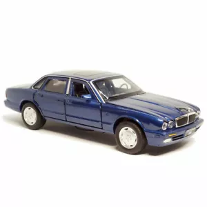 Vintage Jaguar XJ6 1/32 Model Car Diecast Toy Vehicle Collection Kids Gift Blue - Picture 1 of 12