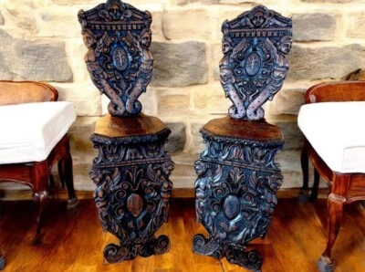 Antiguo Juego de Sillas Barrocas Sgabello Sgabelli Nogal Renacimiento Italiano Años 1800’s Foto 1 de 4