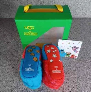 UGG x Sesame Street Elmo Cookie Monster Baby Bootie Fuzzy Shoe Size S 02/03 6-12 - Picture 1 of 3
