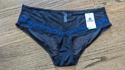 BRAGAS CORTAS B.TEMPT'D WACOAL #945251 ABRAZO ENCAJE NIÑO L 7 CALZONCILLOS NUEVOS CON ETIQUETAS *NUEVOS* Foto 1 de 4