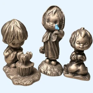 Little Gallery Figurine Lot Girl w/ Blue Bird Boy Praying Betsey Clark Cottage - Picture 1 of 20