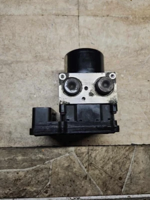 2006-2008 Ford Explorer Mercury Mountaineer ABS Anti-Lock Brake Pump Assembly - Image 1 of 4