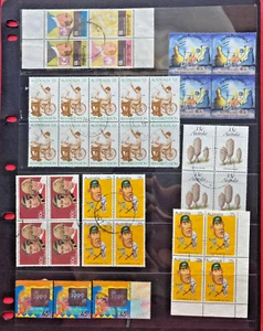 AUSTRALIAN/NEW ZEALAND STAMPS - VARIOUS BLOCKS AND SINGLES - USED - AS A LOT - Picture 1 of 1