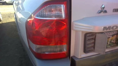 发球杆左尾灯适合 03-06 MONTERO 30266012 — 第 1/4 张图片