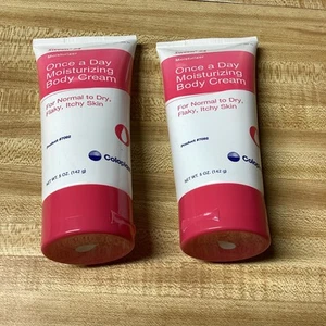 Lote de 2 Crema Corporal Hidratante Coloplast Sween 24 “Once A Day” - 5 oz Cada una - Imagen 1 de 3
