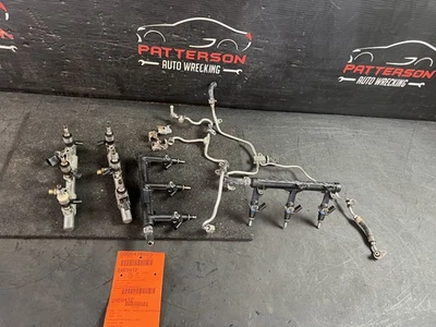 2015 AUDI A8 3.0 GAS FUEL INJECTORS W/ RAILS - Image 1 of 4