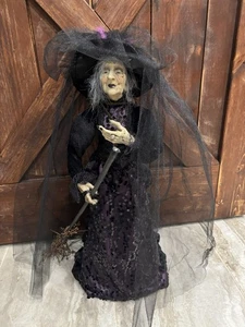 Halloween Hexe Baumspitze Wohndeko Regal Sitter 24" hoch  - Bild 1 von 7