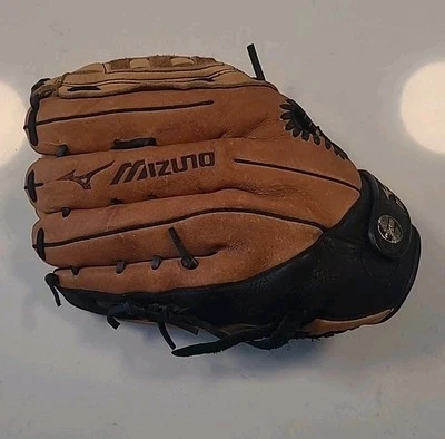 Mizuno GVS1300 Superior Design 13" RHT GREAT CONDITION (B1-C6 - Image 1 of 4