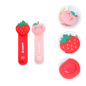 2 Pcs Frucht Silikonwickler Kabelklemmen Für Den Haushalt Handy-Kabel-Organizer - Afbeelding 1 van 12