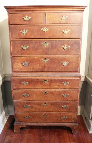 18thC Chippendale Figured Tiger Maple Chest on Chest RI/CT Dry Early Surface Cover