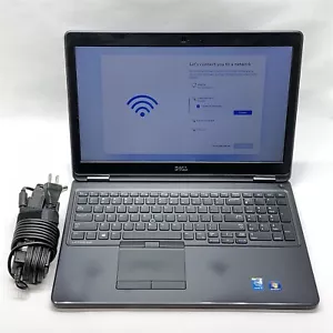 Dell Latitude E5550 Laptop i5 5200u 2.20GHZ 15.6" HD 16GB 256GB SSD Windows 11 - Picture 1 of 9