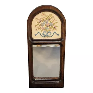 Vintage Holz Grannycore Spiegel Nadelspitze Blumen Display Handarbeit Wandbehang 80er - Bild 1 von 6